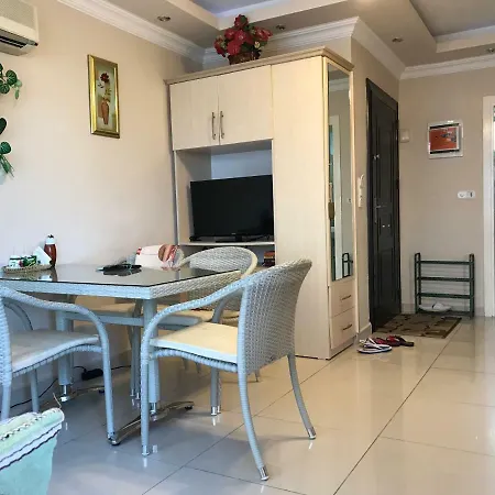 Sunshine At Beach. Apartman