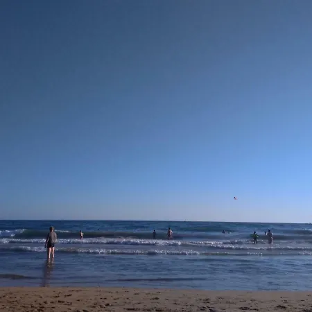Sunshine At Beach. 아파트